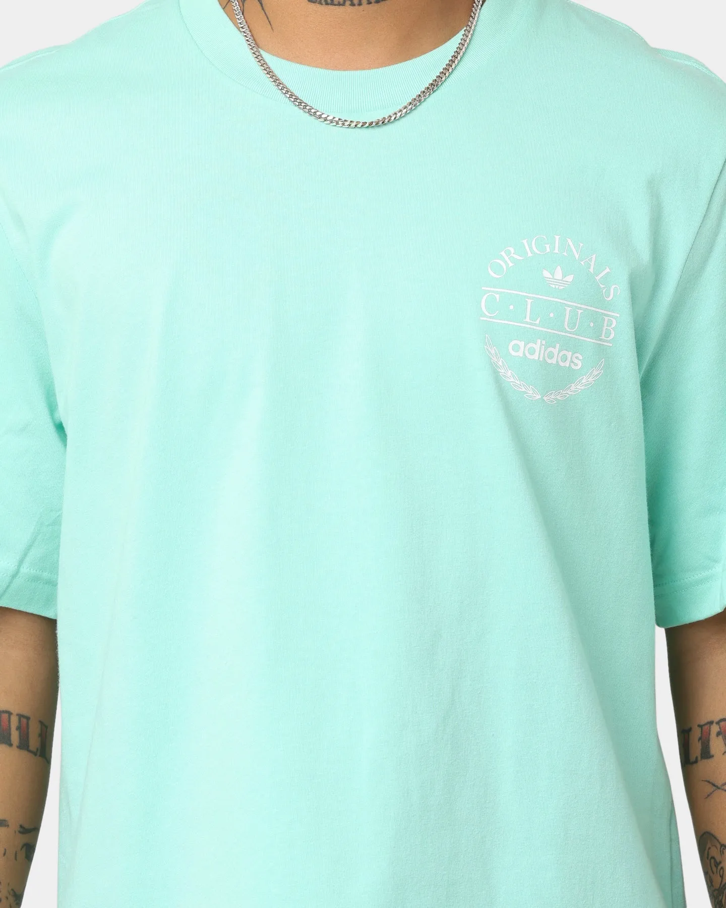 Sporty Fashion Adidas Club Logo T-Shirt Easy Green
