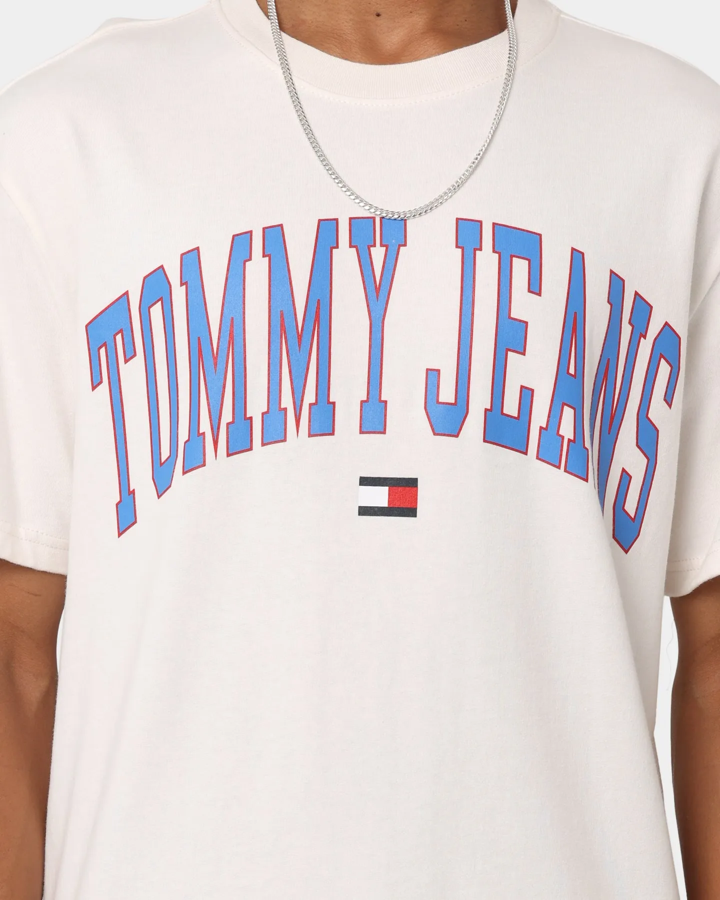 LongLastingColor Active Comfort Wear Tommy Jeans TJM Classic Collegiate T-Shirt Ancient White