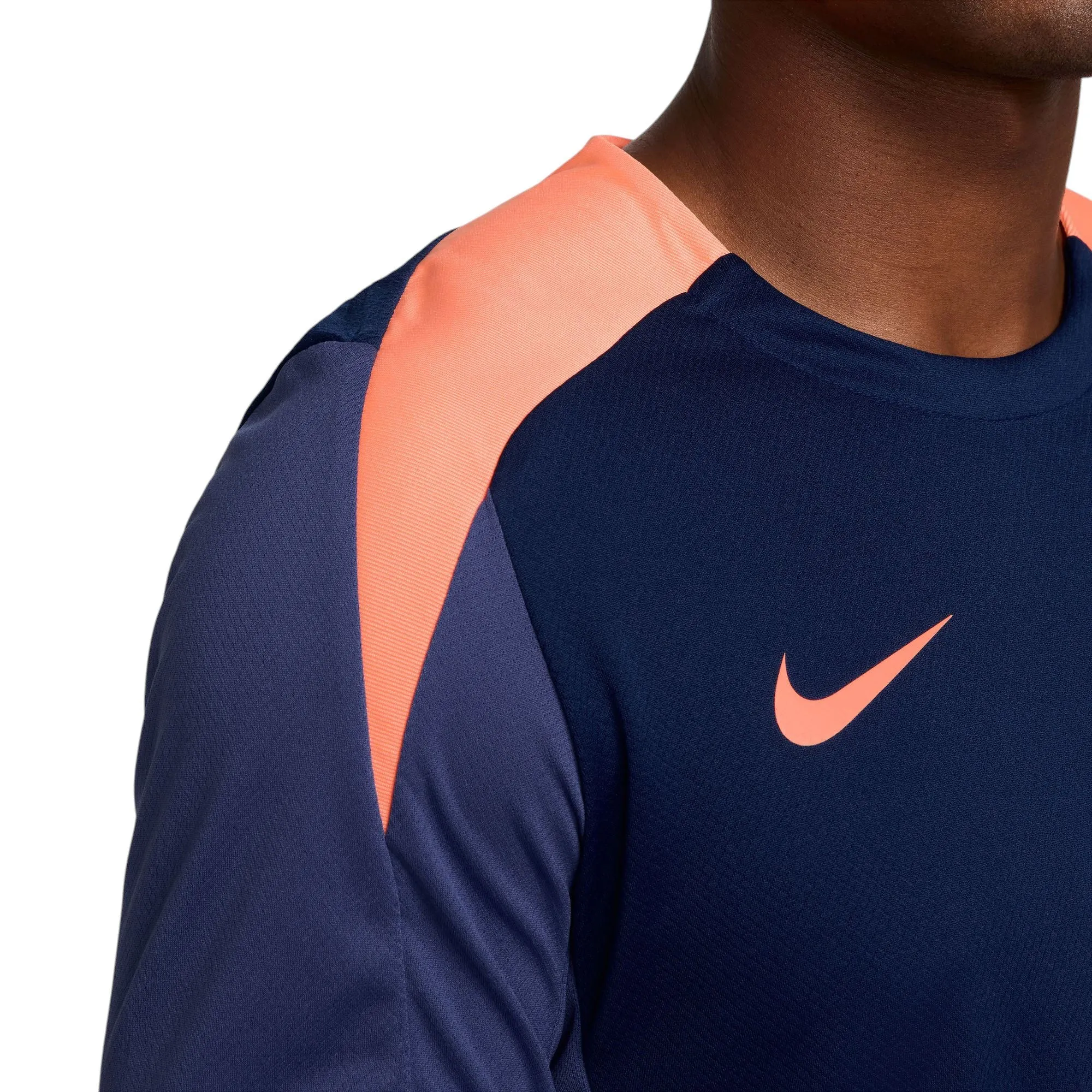 Nike Strike Mens Dri-FIT Short-Sleeve Soccer Top Family Style Urban Wear