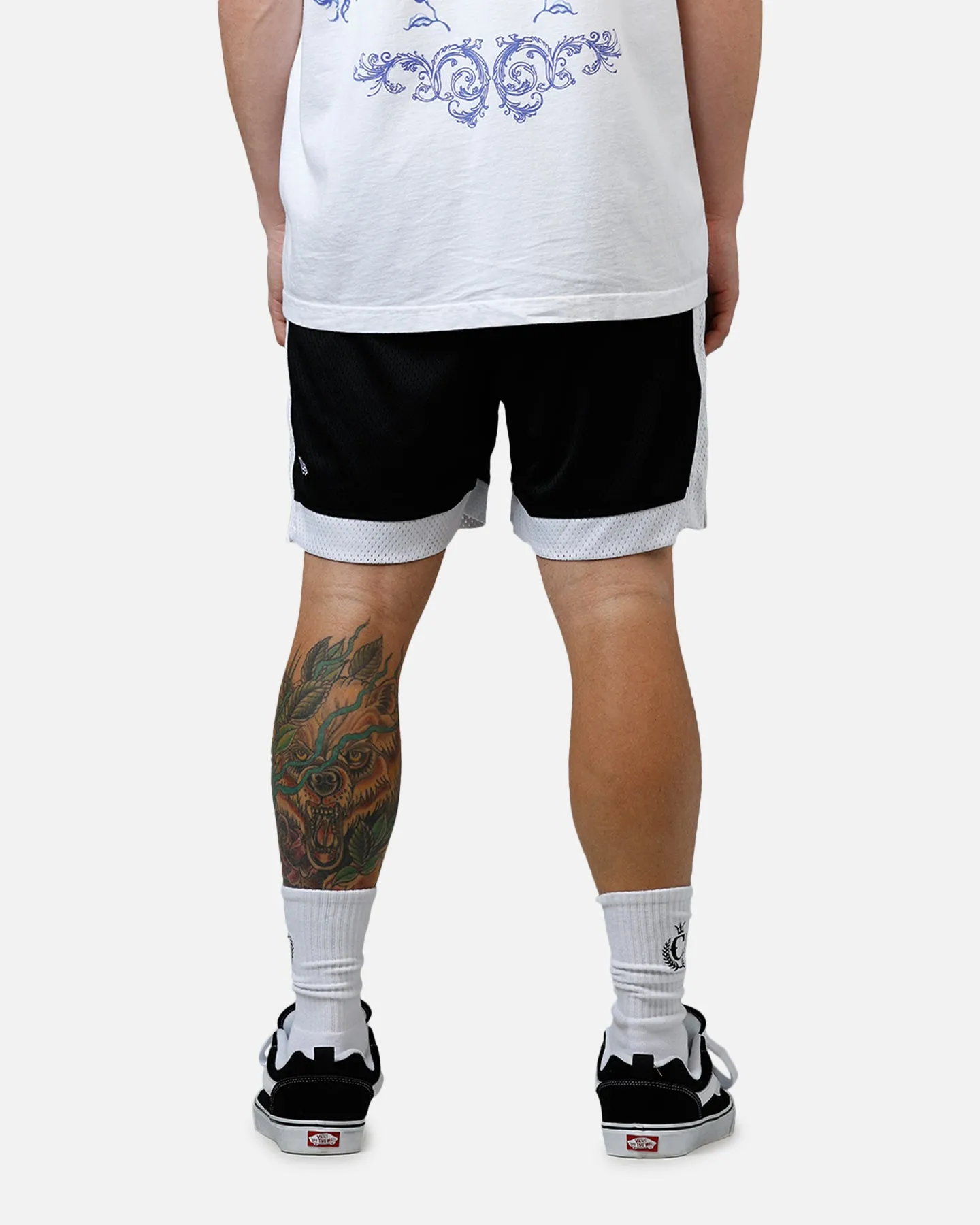 Snug Fit Shock Dispersing Architecture New Era Dallas Cowboys Sport Class Shorts Black/White