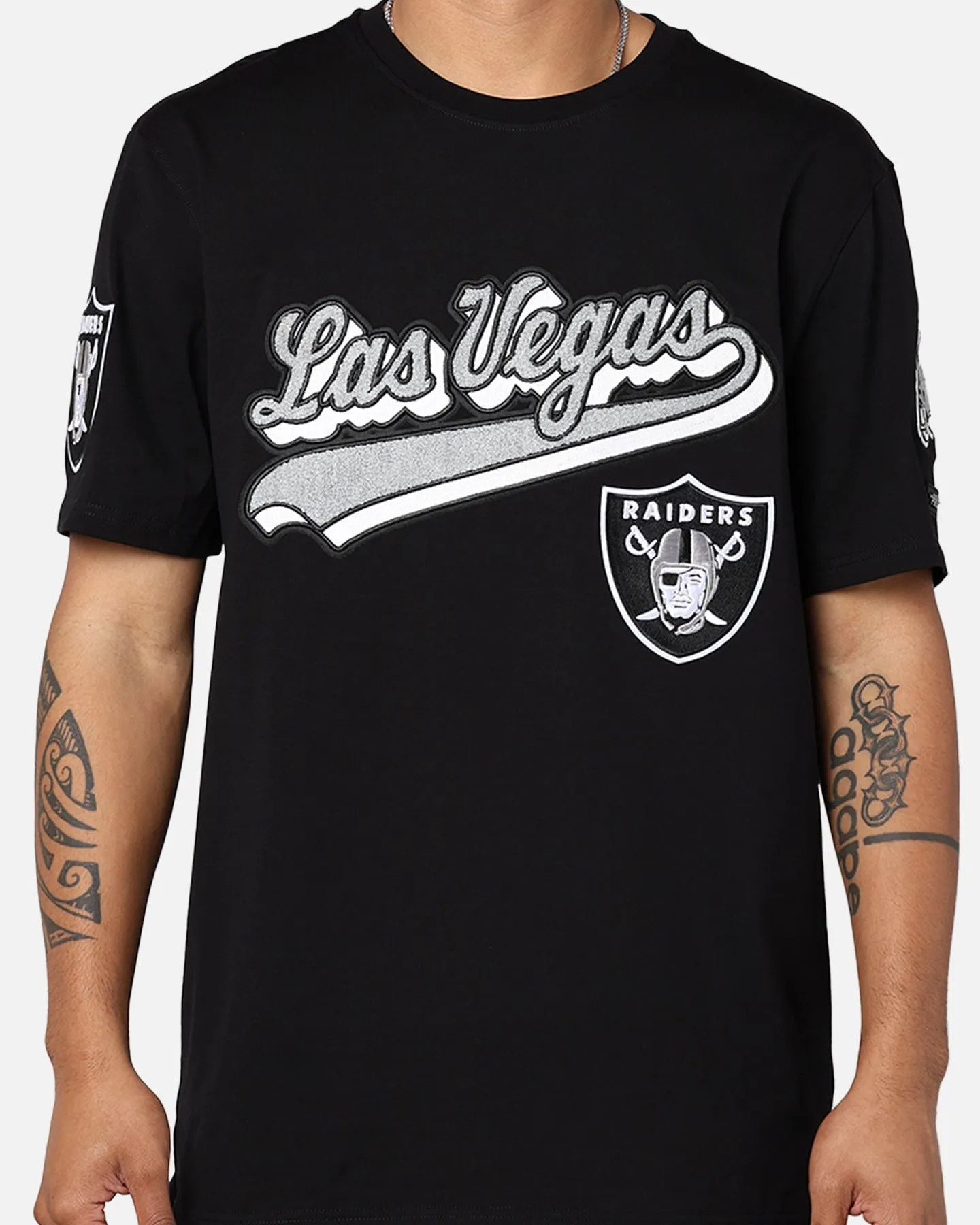 Weekend Outfit Pro Standard Las Vegas Raiders SJ T-Shirt Black