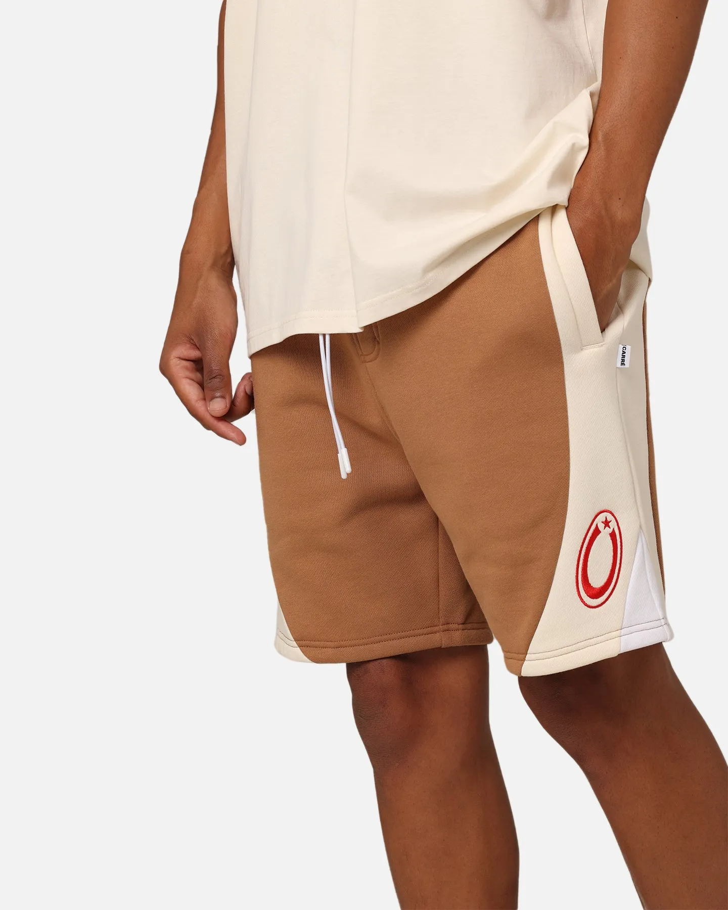 Sleek Comfort Double Stitched Seams Carre C Star Panelled Shorts Tobacco