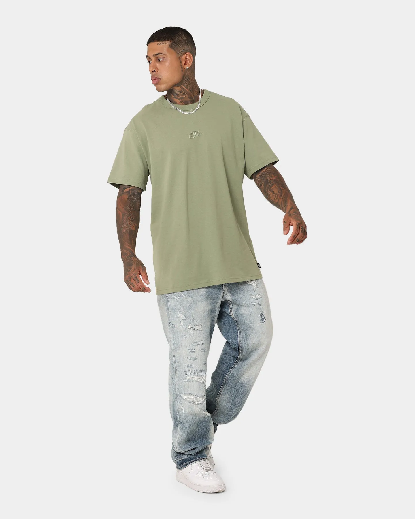 Simple and Cozy Nike Sportswear Premium Essentials Sustainable T-Shirt Oil Green