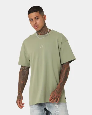 Light Style Trend Nike Sportswear Premium Essentials Sustainable T-Shirt Oil Green