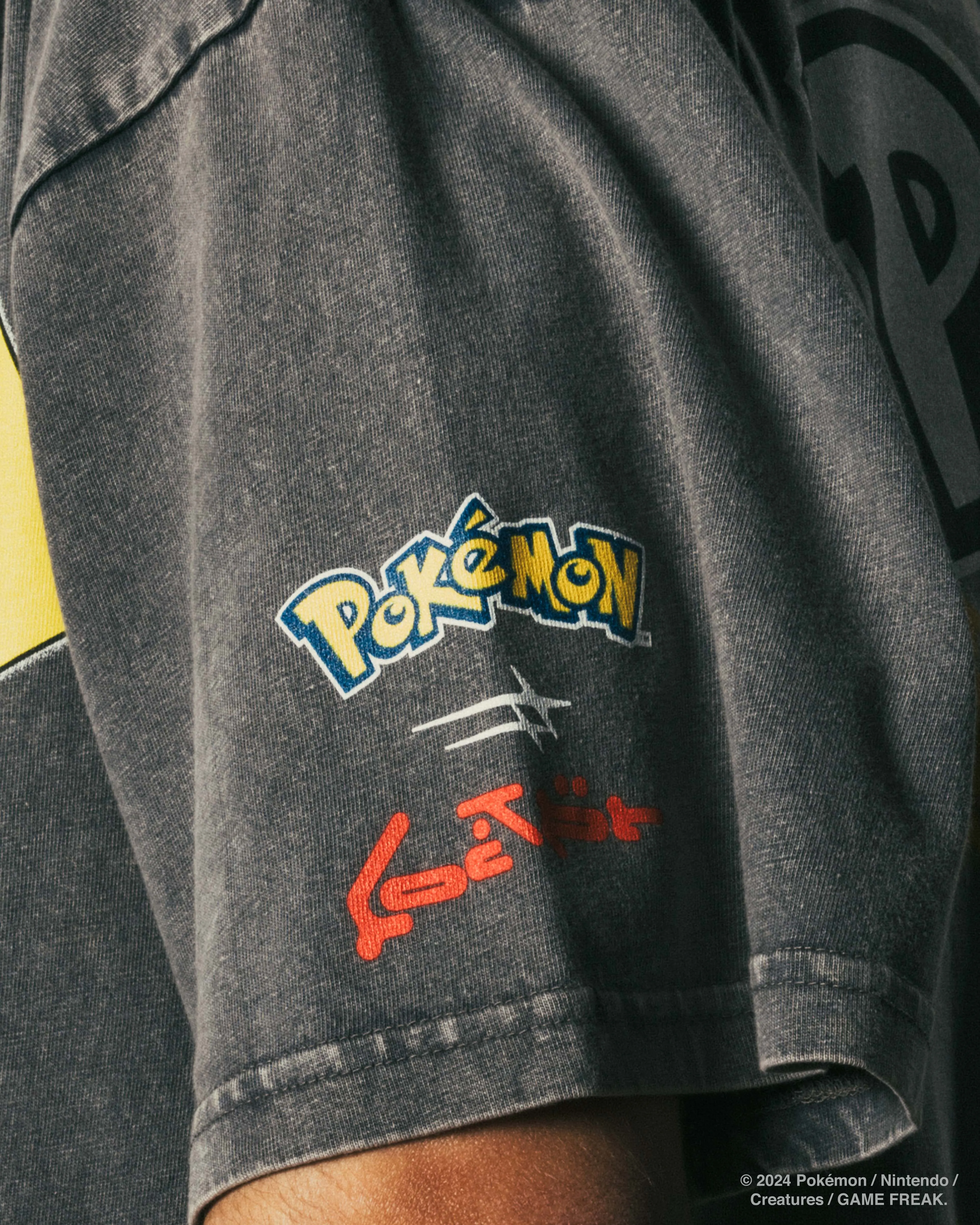 Hygroscopic Fiber Pok??mon By Loiter Pikachu Premium T-Shirt Charcoal