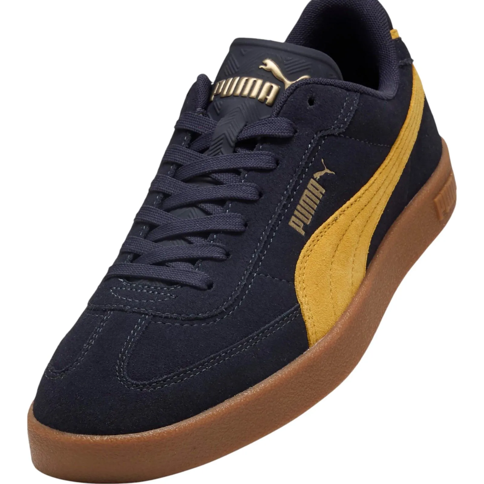 Supportive Core Weekend Warriors Puma Club II Era Mens Regular-Width Suade Sneakers