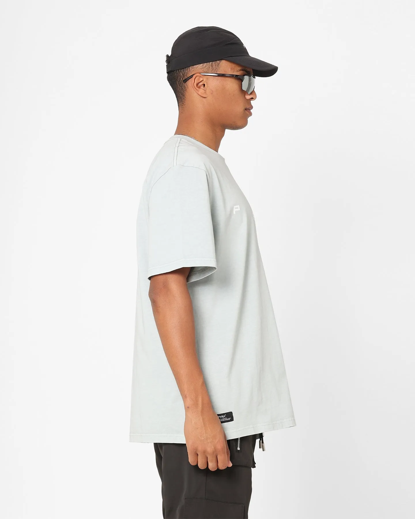 Soft Texture Structured silhouette Pyra Spoor T-Shirt Dust