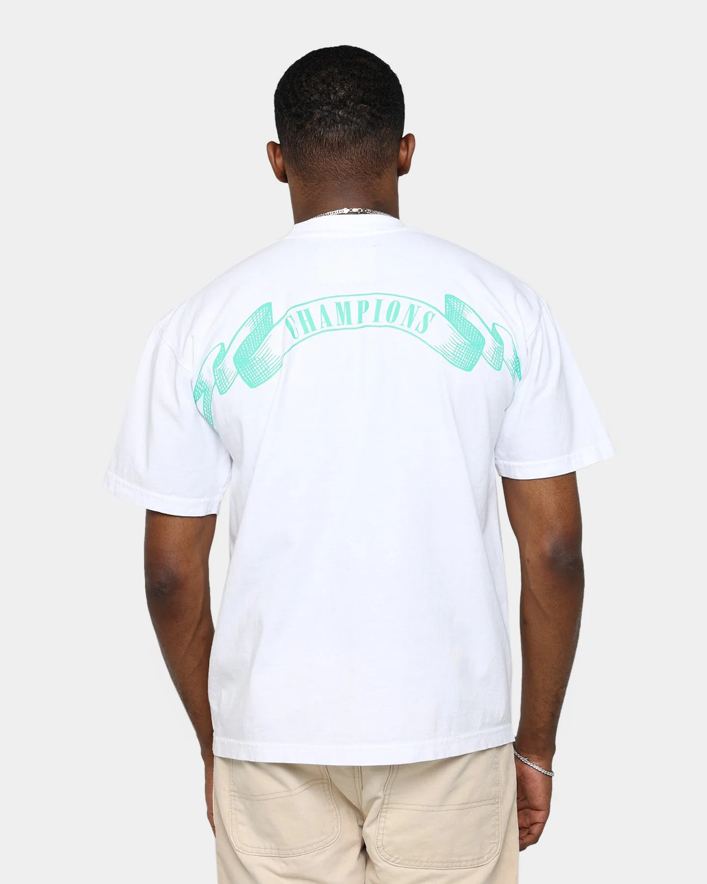 Carre Banner T-Shirt White Versatile Layering Piece Flexible Fit