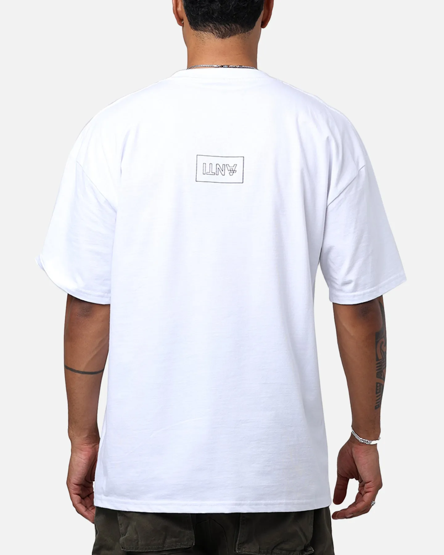 The Anti Order Shurt T-Shirt White Travel Friendly Breathable knit