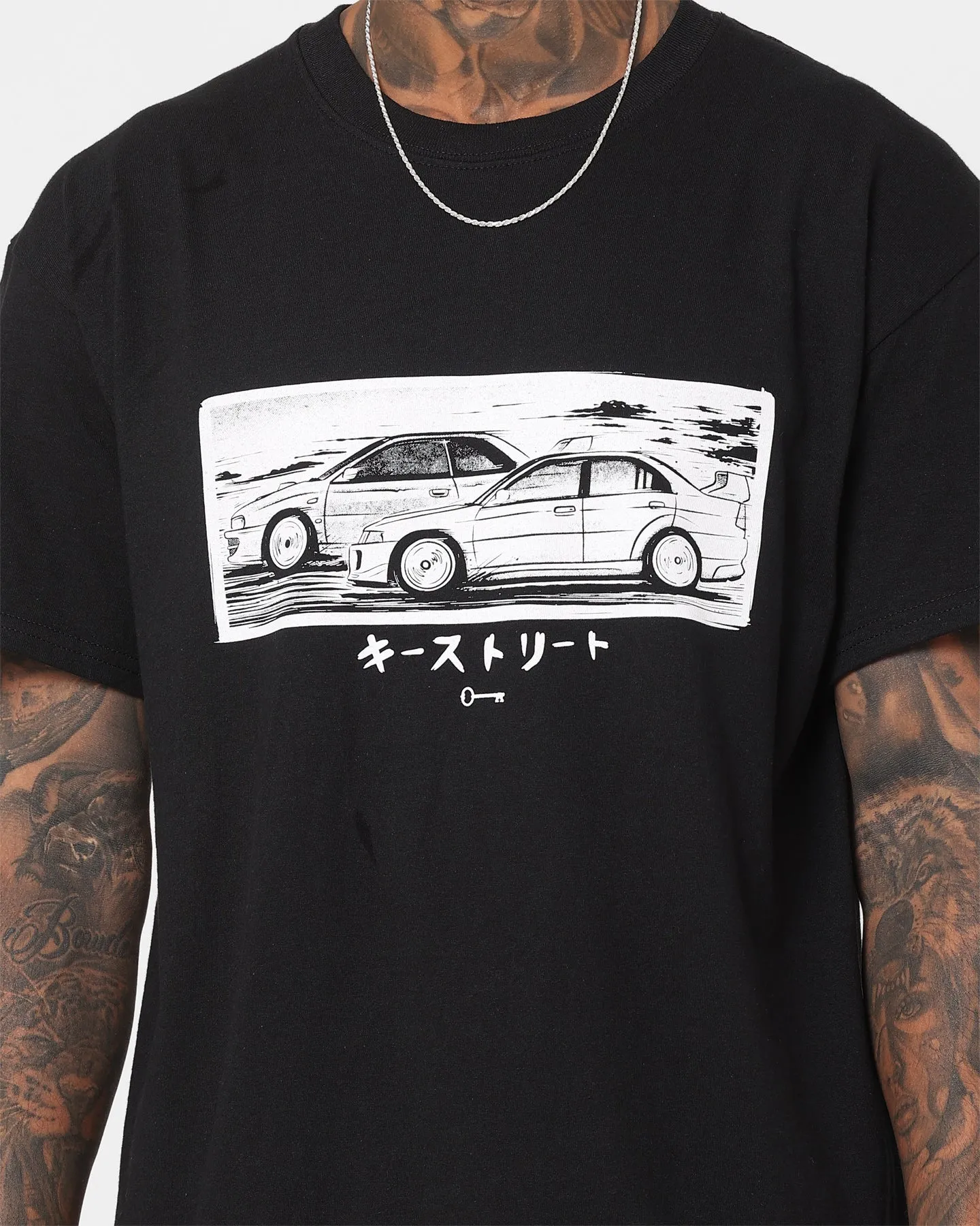 Key Street Versus T-Shirt Black Chill Design Feminine Touch