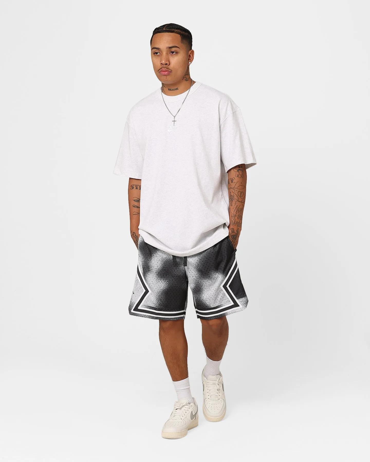 Nike Sportswear Premium Essentials Sustainable T-Shirt Birch Heather Multi Panel Design MoistureWickingFabric