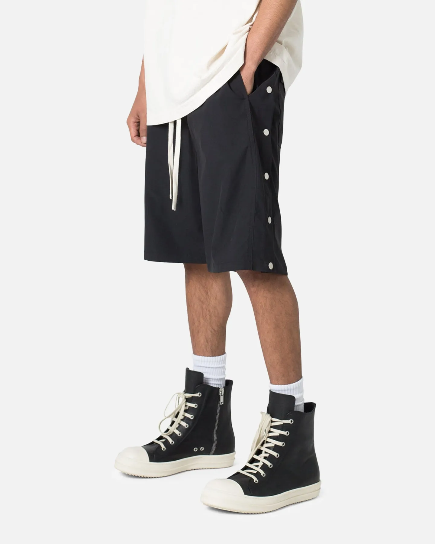 MNML Side Snap Nylon Shorts Black overalls Sneakers