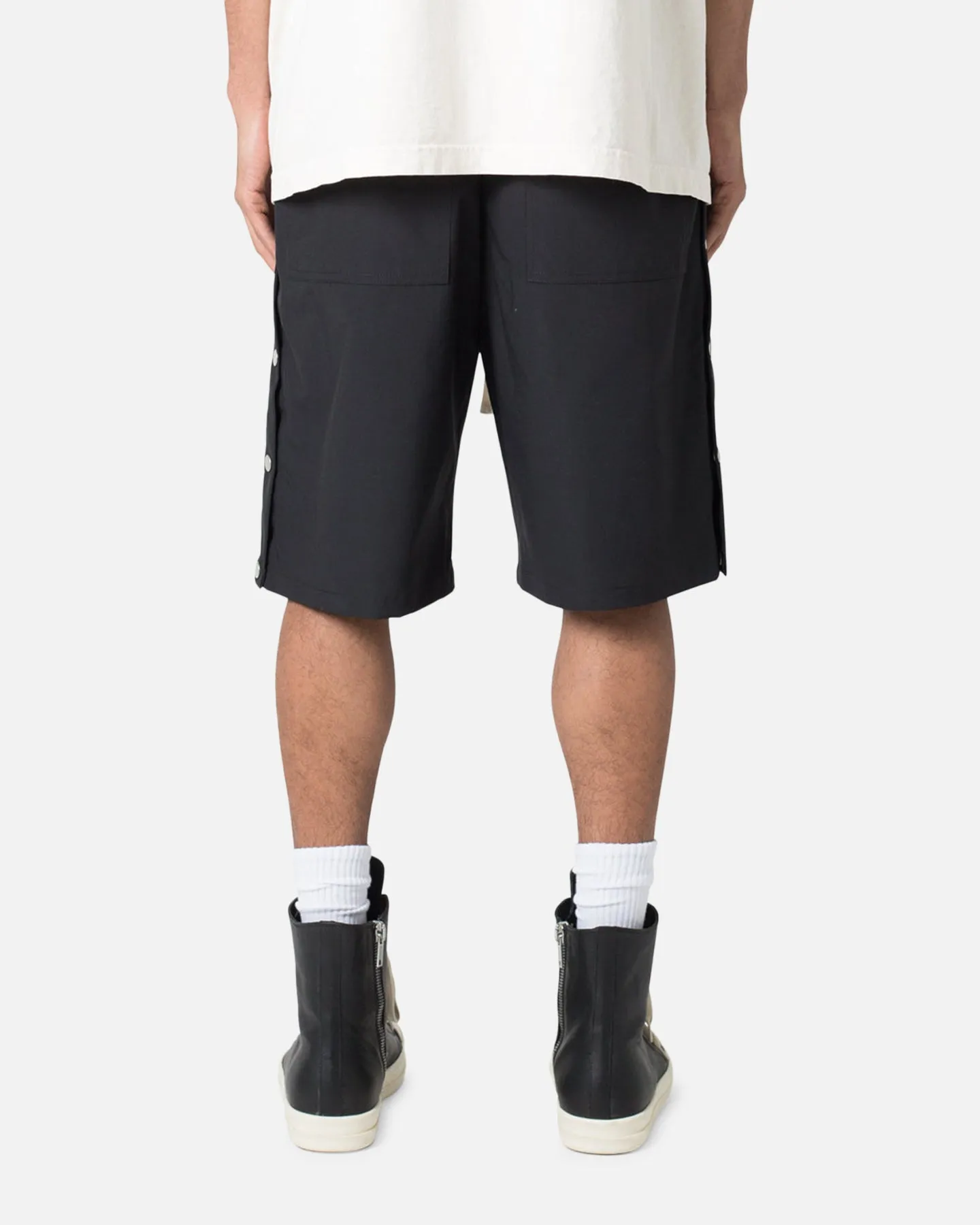 warm tones Tactile Feedback Loops MNML Side Snap Nylon Shorts Black
