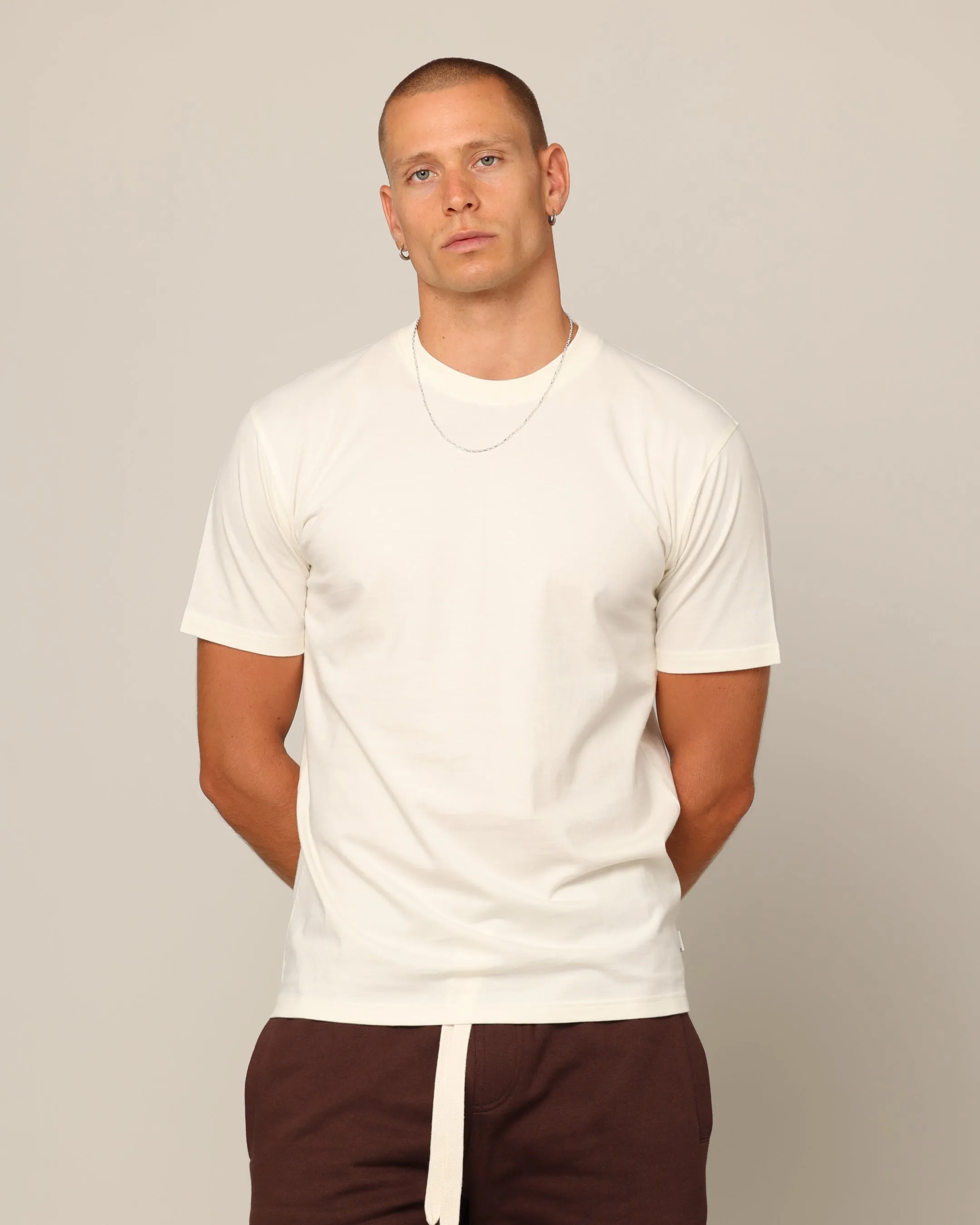 Street Smart Look Carr?? Blanc Form T-Shirt Off White