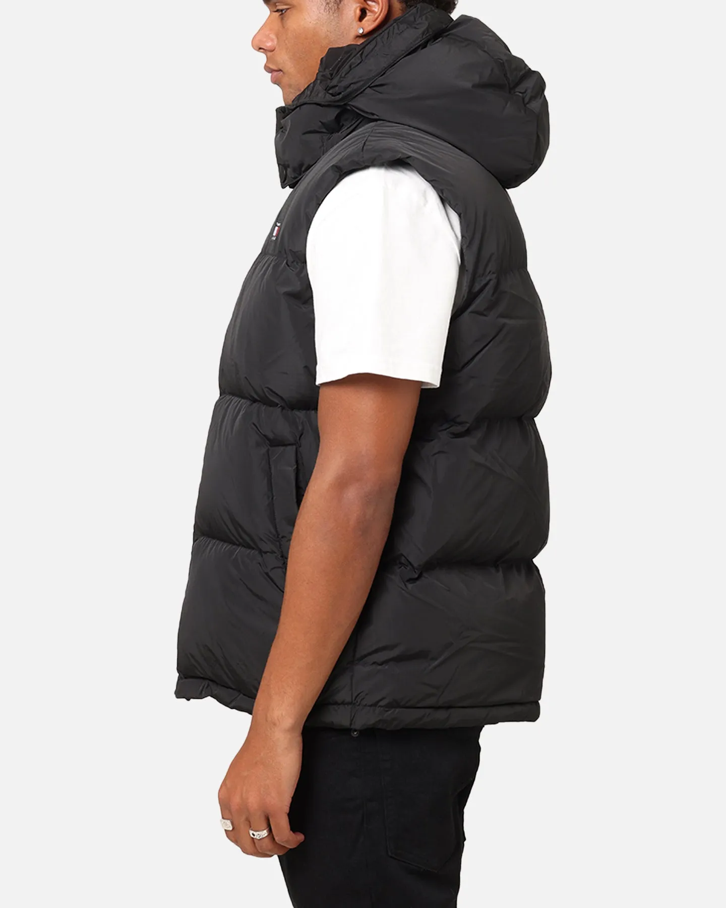 Tommy Jeans TJM Alaska Vest Black Determination Rugged Feel