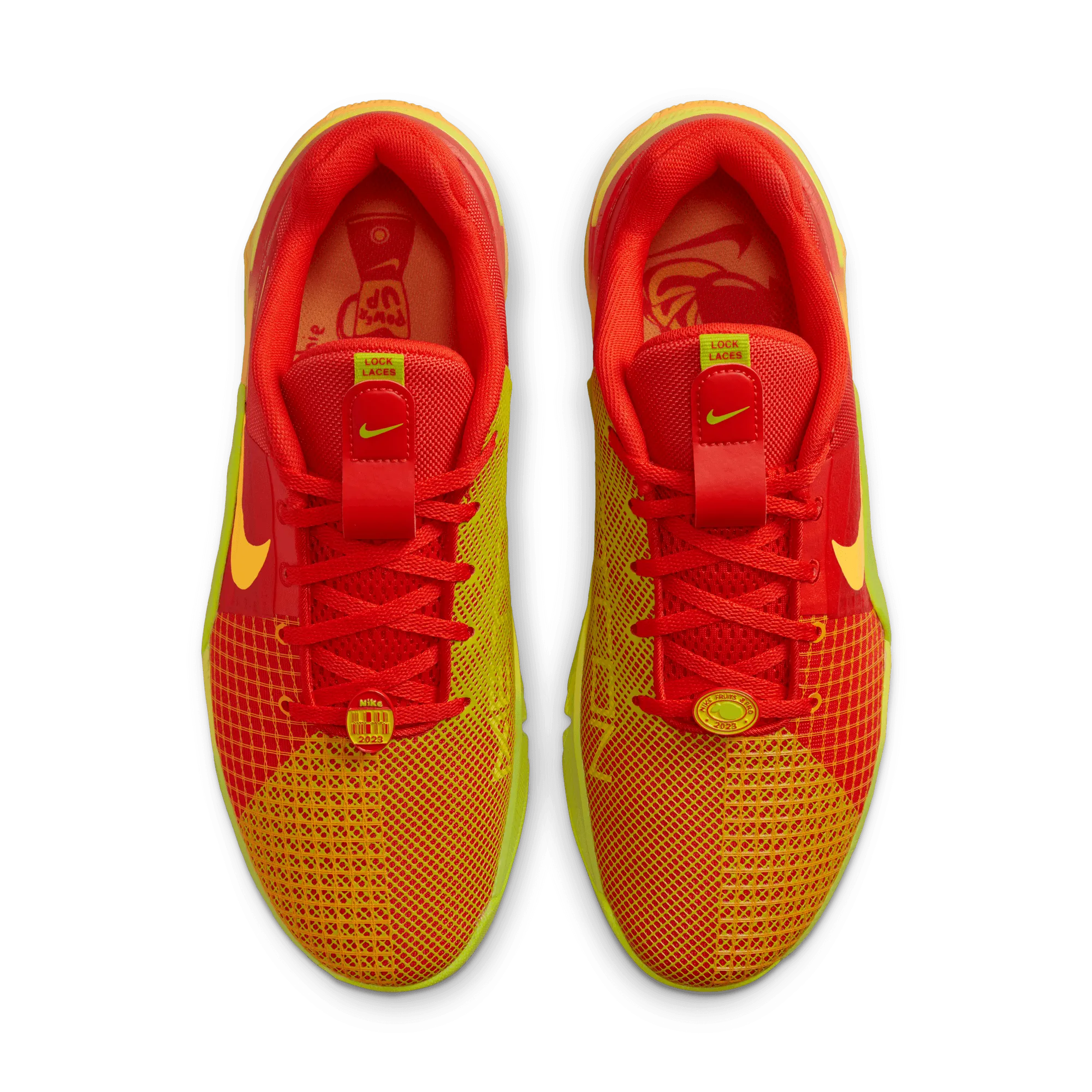 Nike Metcon 8 AMP Fast Track