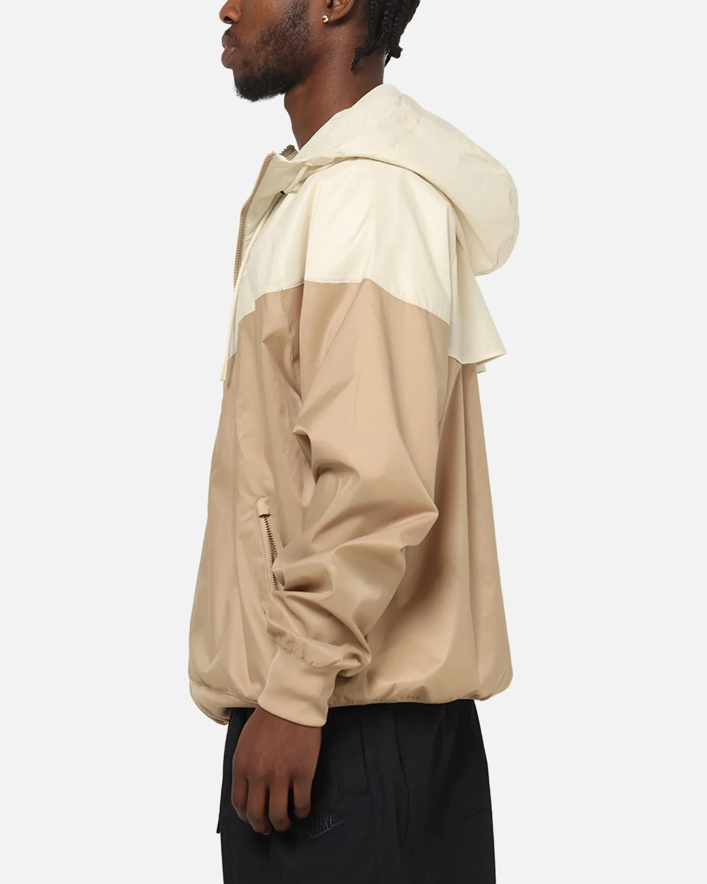 Impact Absorbing Padding Travel Comfort Nike Sportswear Woven Windrunner Jacket Beige/Khaki