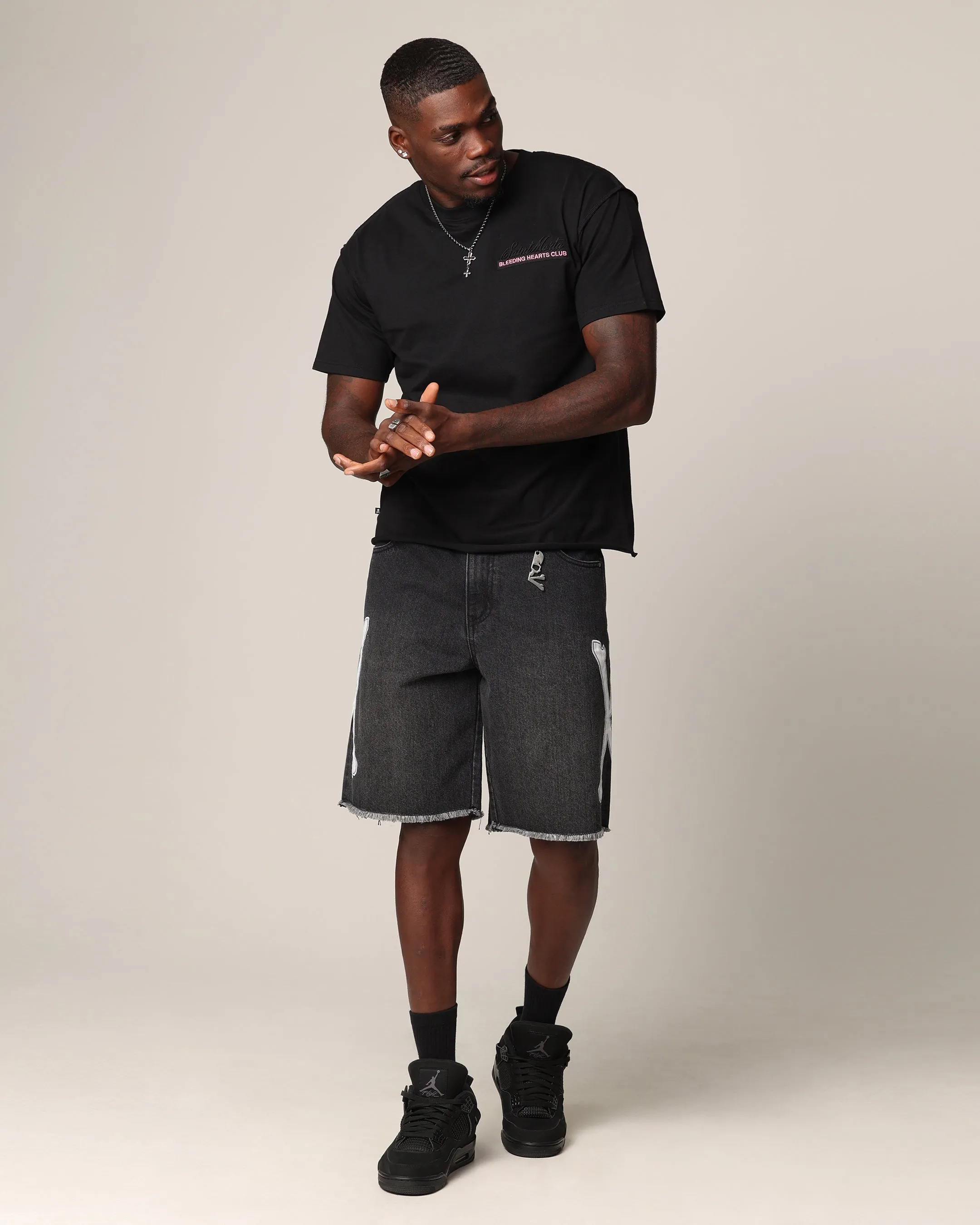 Functional Wear Saint Morta Bleeding Hearts Club Cut T-Shirt Black