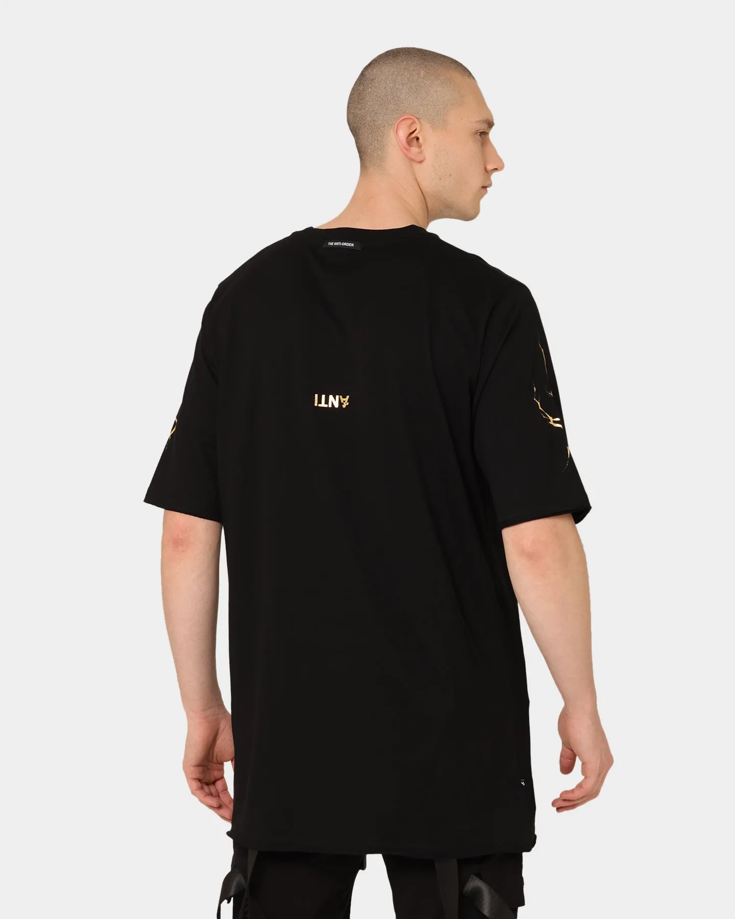 Stylish Look The Anti Order Youthquake T-Shirt Black/Gold