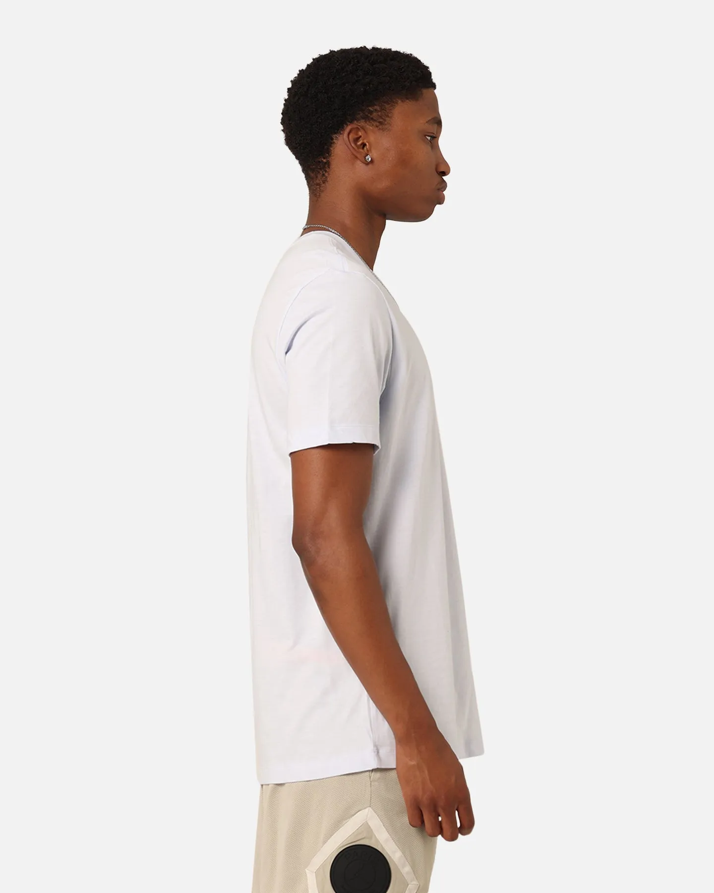 Perfectly Fit Summer Style Nike Sportswear Club T-Shirt Football Grey