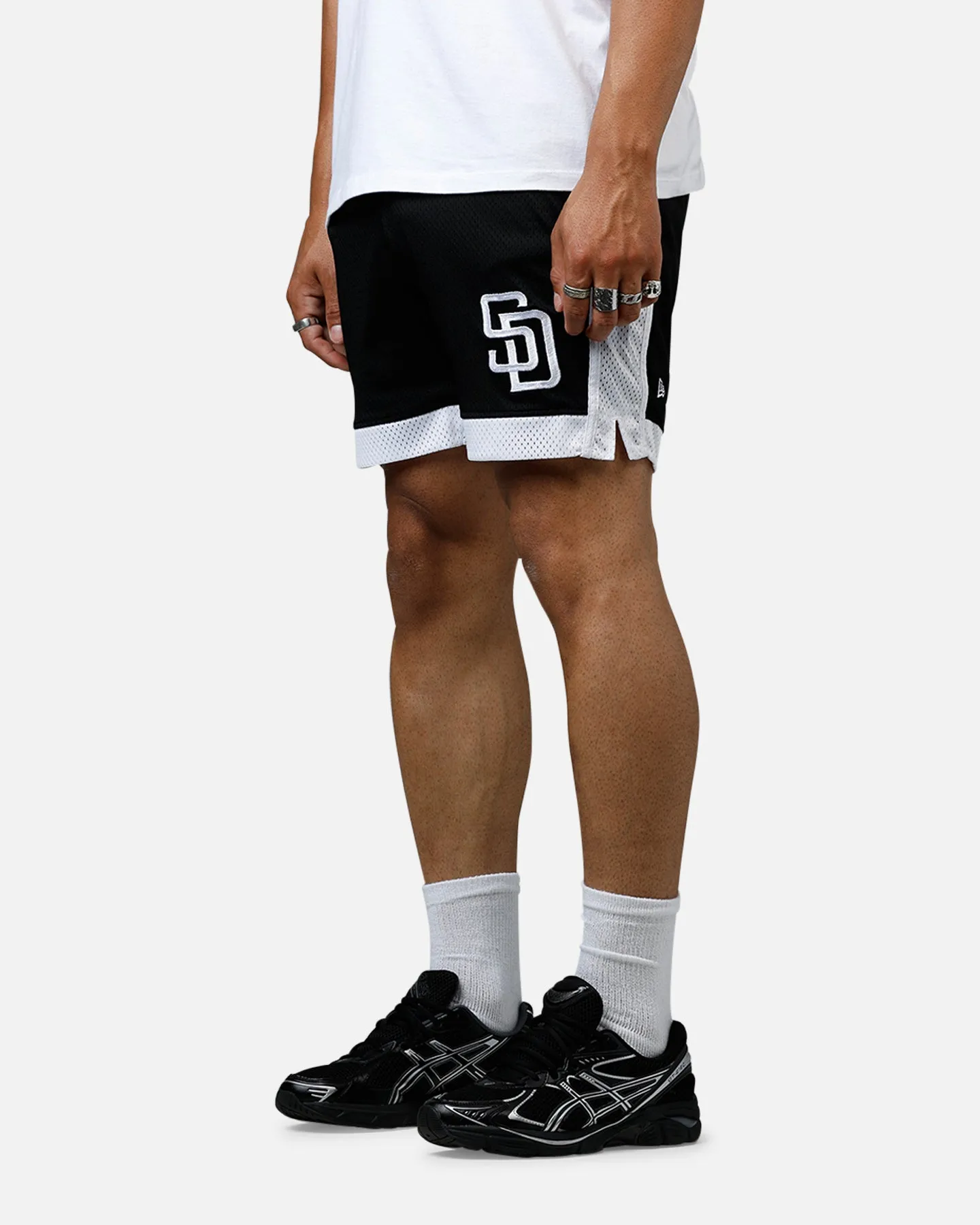 Sweat Wicking Lining New Era San Diego Padres Sport Class Shorts Black/White