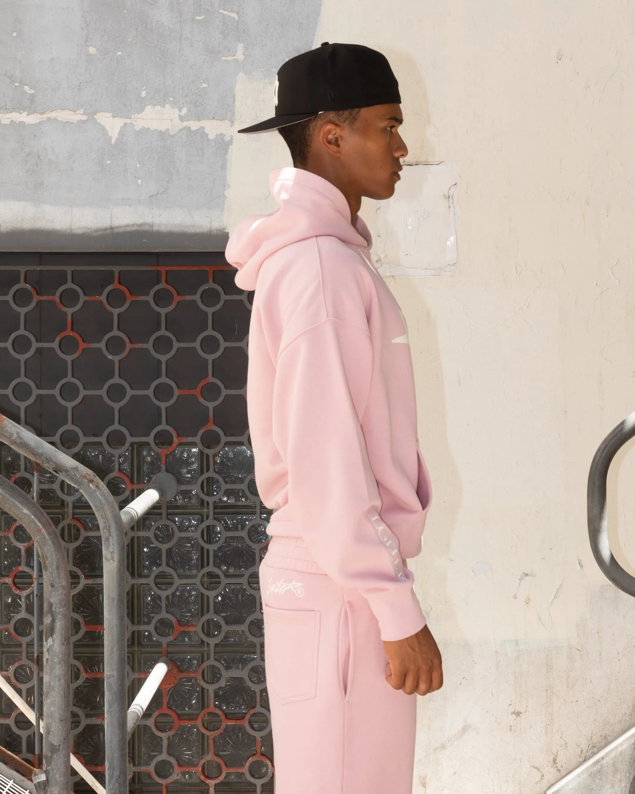Loiter Hybrid Premium Hoodie Dusty Pink windproof lining