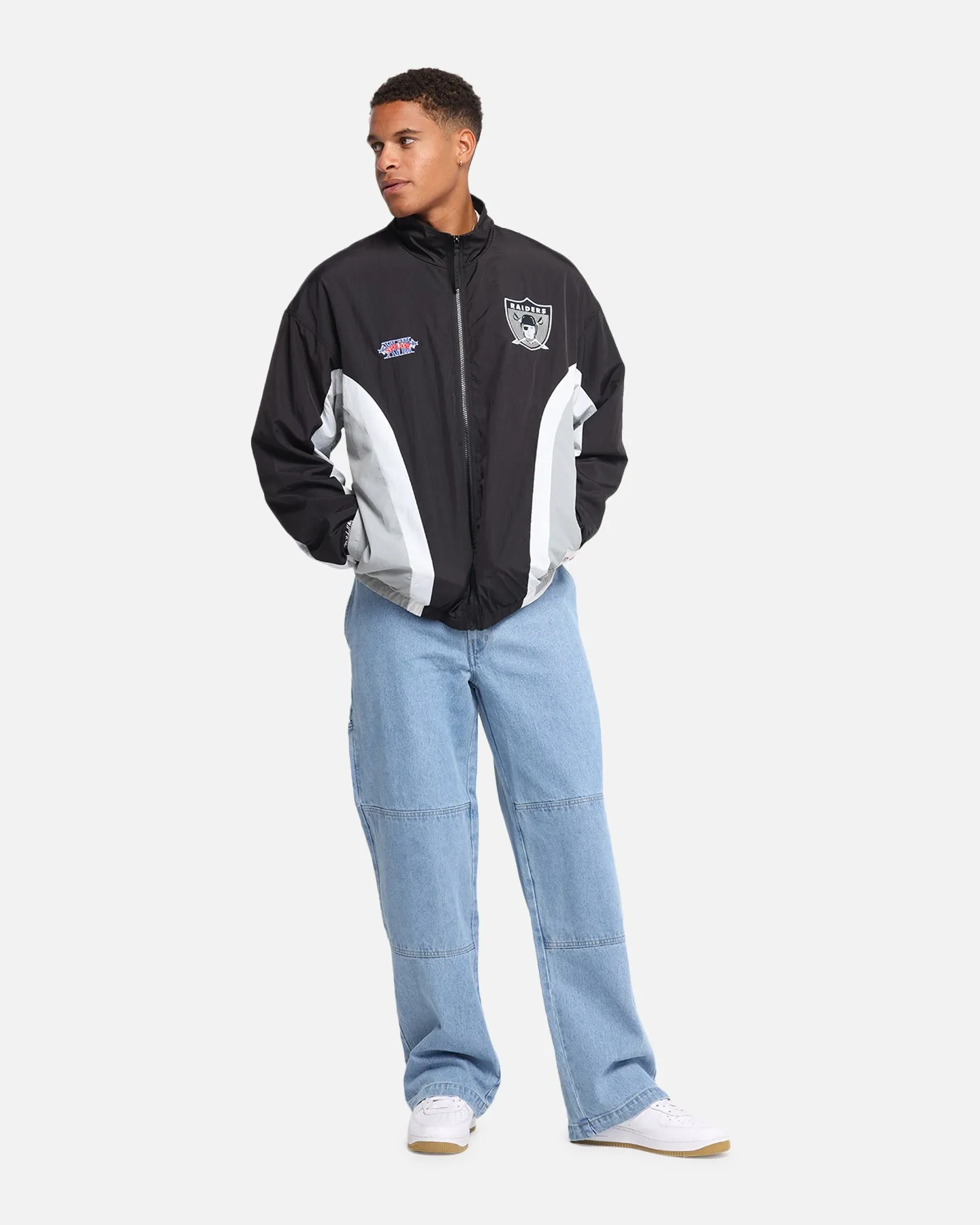 Mitchell & Ness Las Vegas Raiders Nylon Track Jacket Black/Grey Slim-fit